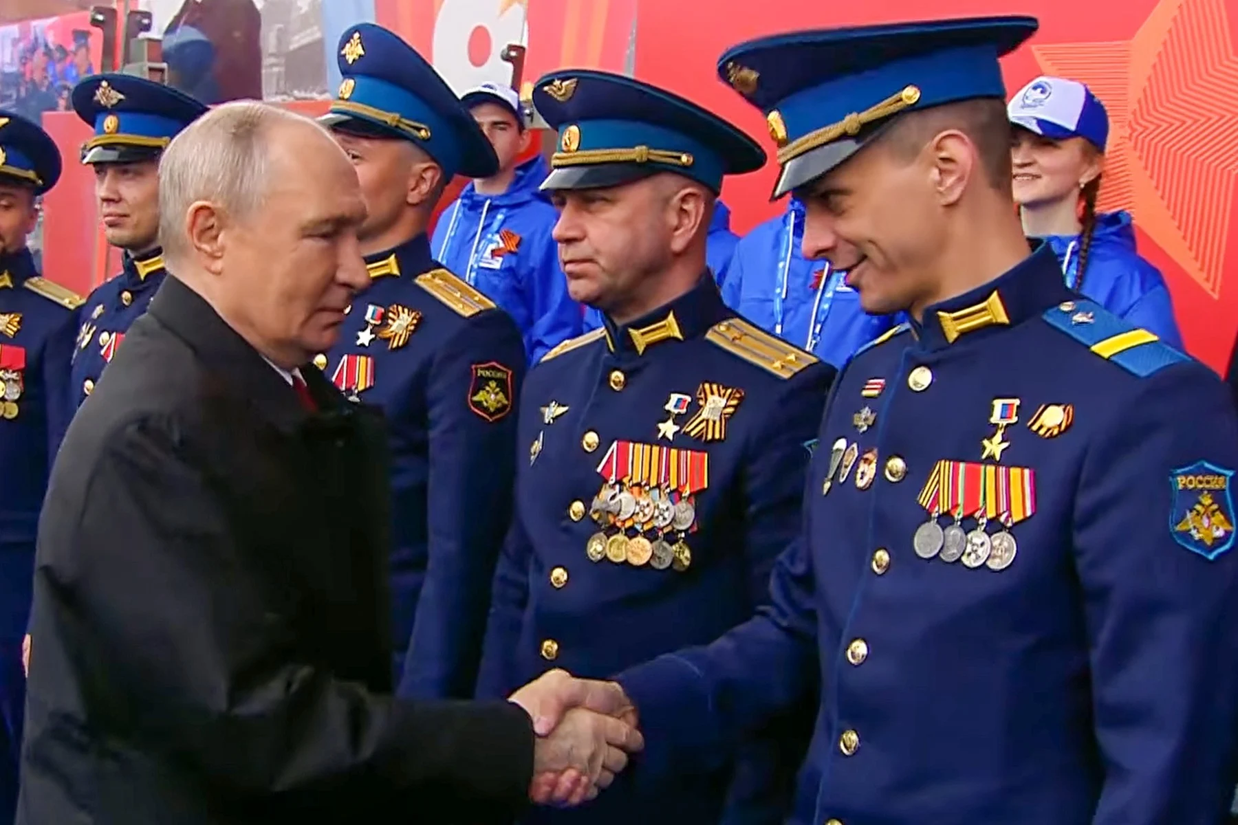 Putin, la parada de 9 mai: „Armata rusă avansează în Ucraina”