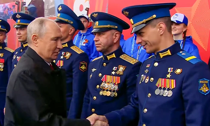 VladImir Putin   parada de 9 mai FOTO profimedia jpg