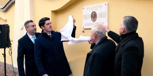 placa eminescu jpg