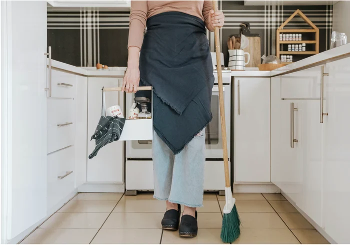 7 lucruri pe care ar trebui să le arunci din locuință / Sursă foto: Unplash