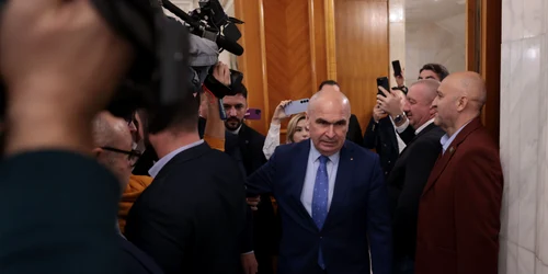 2025 12 02 Inquam Photos / George Calin  instant 1922 jpg