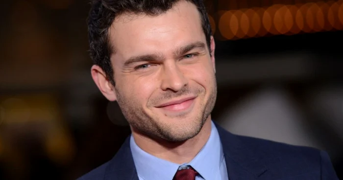 Alden Ehrenreich hepta