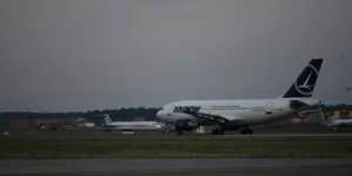 Cinci avioane au fost redirecţionate către aeroportul de lângă Constanţa, din cauza ceţii din Bucureşti