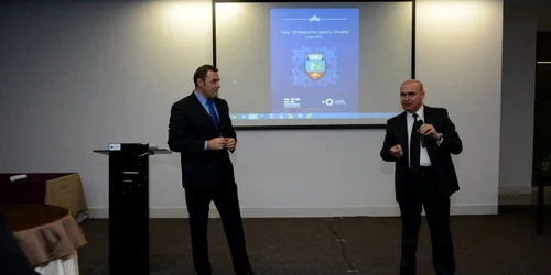 Cei mai buni contribuabili au fost premiati