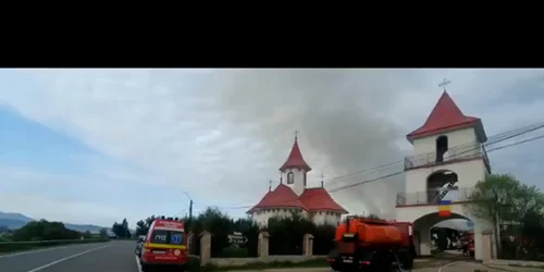 incendiu mănăstire Podu Coșnei mp4 thumbnail png