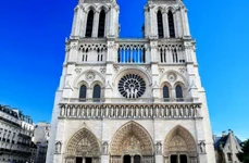Critici vehemente faţă de reamenajarea Notre Dame din Paris: Riscă să fie transformată într un „Disneyland în spiritul corectitudinii politice” jpeg