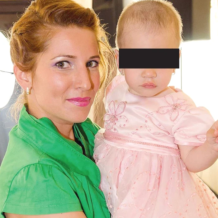 
    Angelica Balaş spune că  bărbatul a ameninţat-o că o taie bucăţi şi că mai bine îşi ucide propria fetiţă decât s-o piardă la divorţ   