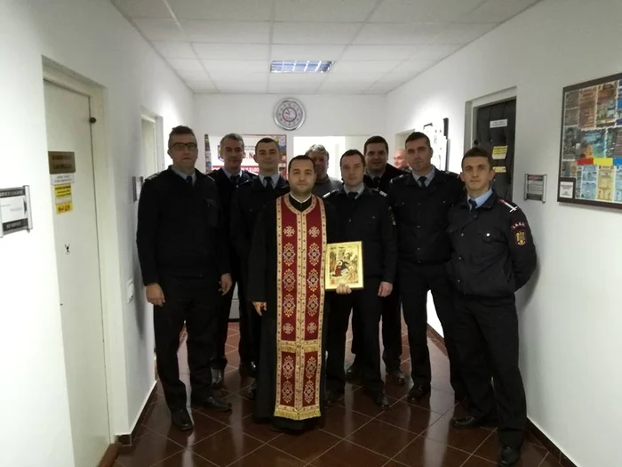 Alexandru Bența, în perioada când era preot misionar FOTO ISU Neamț