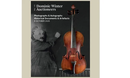 O vioară care i-a aparținut lui Albert Einstein, vândută la licitație (© Facebook / Dominic Winter Auctioneers)