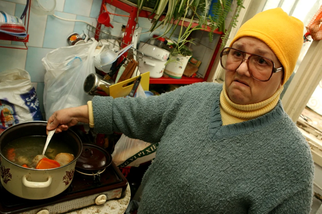 Sute de alexăndreni vor beneficia de tichetele sociale foto: Adevarul