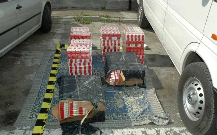 Maşina în care s-au găsit ţigările