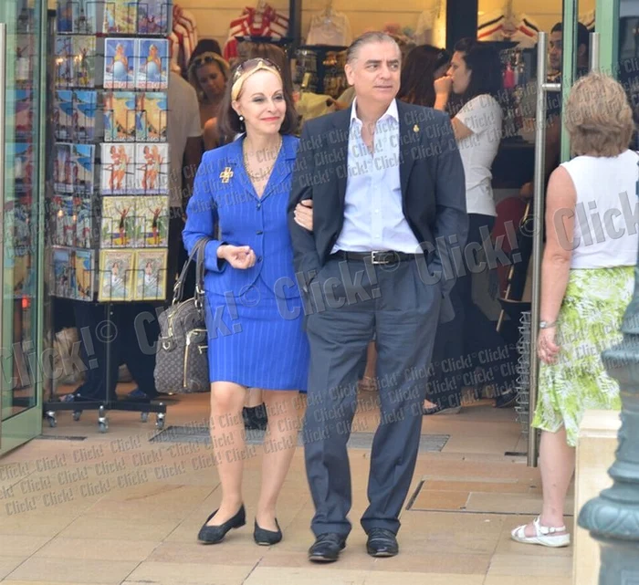 
    Prinţul Paul şi Prinţesa Lia au renunţat la etichetă, după nunta regală  