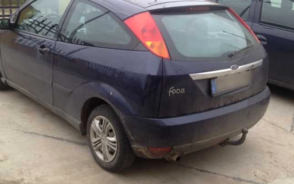 Una dintre maşini, un Ford Focus, circula nestingherită prin Galaţi. Foto: Poliţia de Frontieră