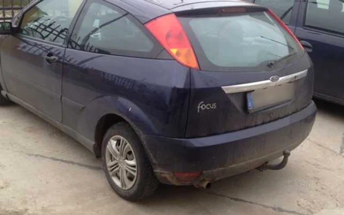 Una dintre maşini, un Ford Focus, circula nestingherită prin Galaţi. Foto: Poliţia de Frontieră