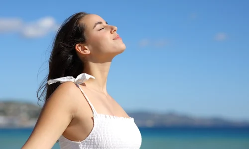 Minimalimul emotional  Sursa foto shutterstock 2409609473 jpg