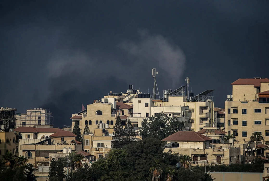 Orașul Gaza, sub bomardamente după atacul Hamas asupra Israelului FOTO EPA-EFE