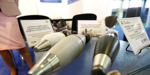 Producătorii de armament şi-au expus cele mai noi produse în cadrul ExpoMil 2013 FOTO Eduard Enea 