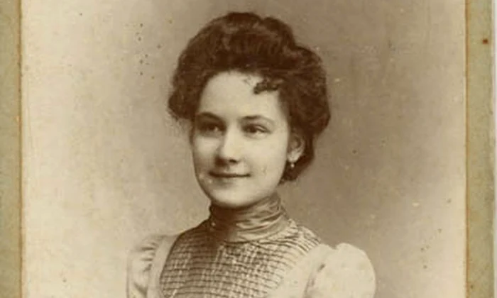 Portret de tânără din secolul al XIX-lea (© Imago Romaniae)