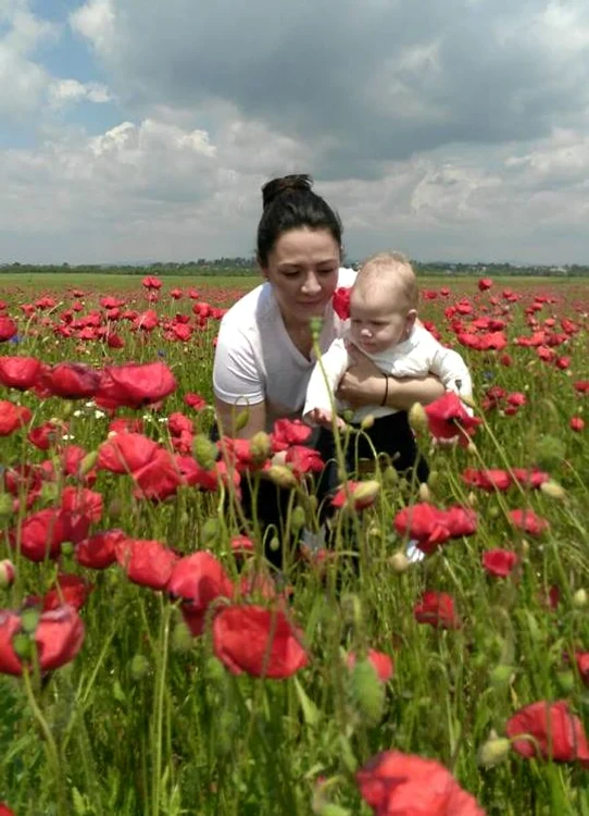 Oana Mizil cu fetita ei, Maria jpeg