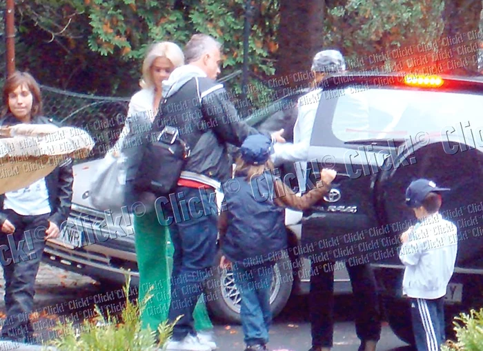 Adrian şi Iuliana se vor muta cu- rând împreună. Până acum, Enache a locuit cu fosta soţie