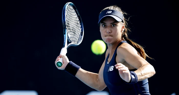 Victorii superbe pentru toate româncele la Adelaide. Sorana Cîrstea emoții mari, după o căzătură periculoasă