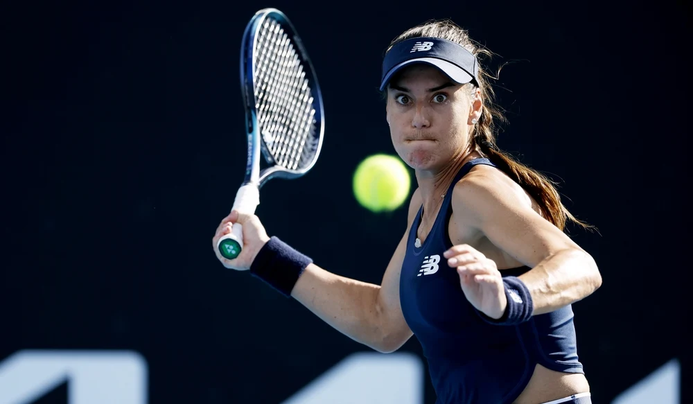 Victorii superbe pentru toate româncele la Adelaide. Sorana Cîrstea emoții mari, după o căzătură periculoasă