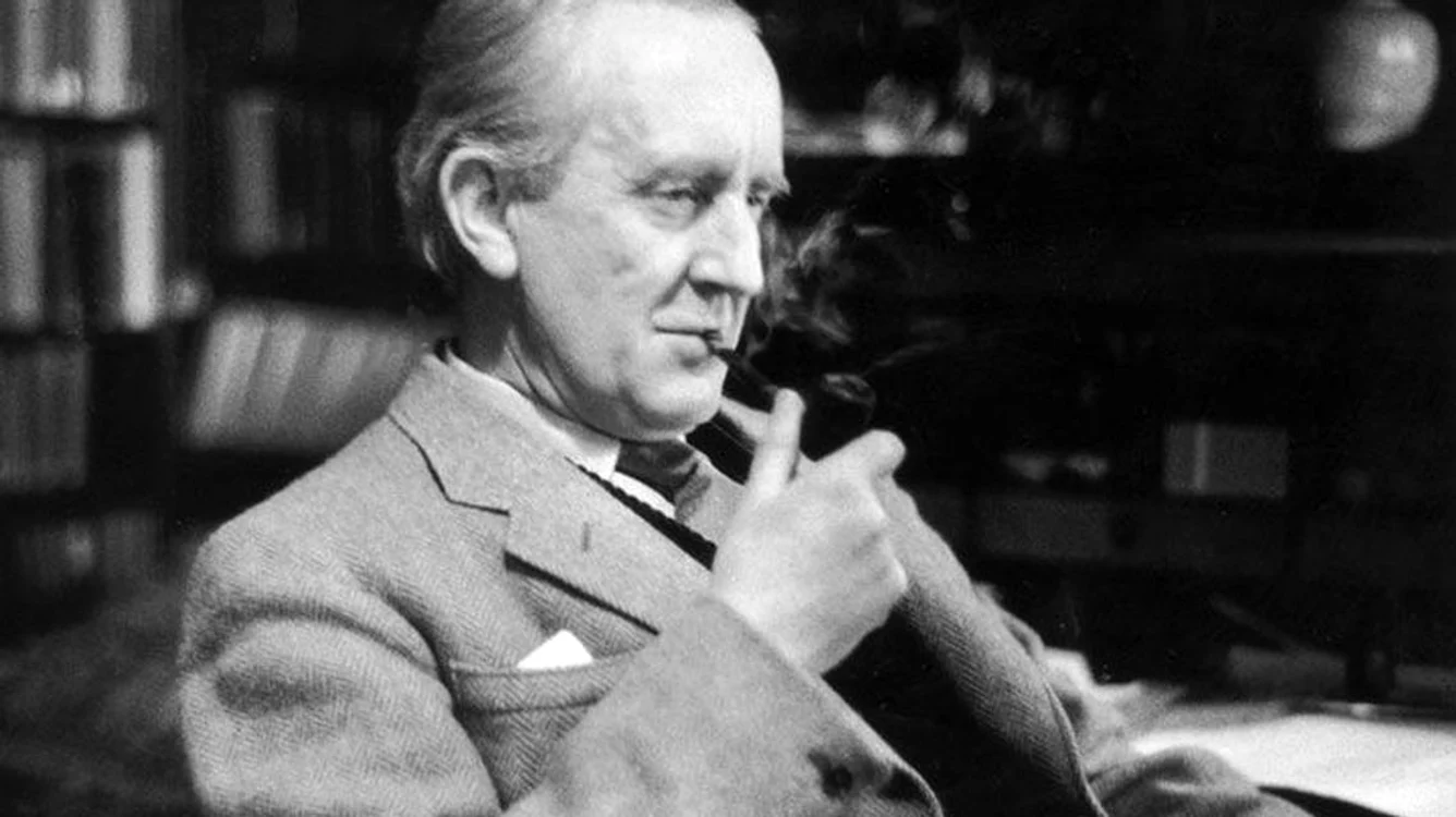 Scriitorul John Ronald Reuel Tolkien FOTO: Arhivă