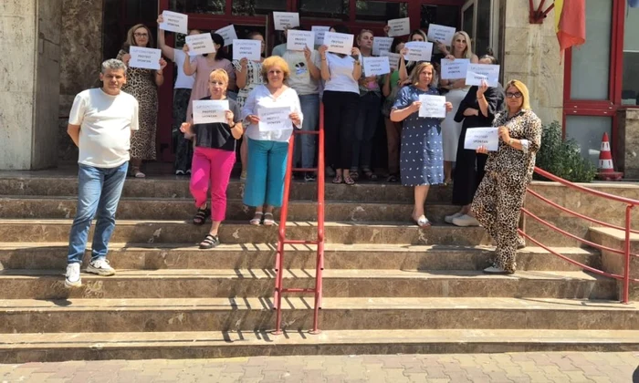 protest casa de pensii constanta foto bns jpg