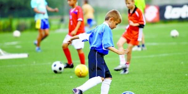 Timişoara: Juniorii de la "Poli" domină vestul ţării