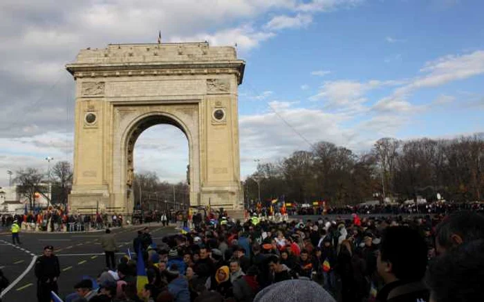 Mii de persoane sunt aşteptate de 1 Decembrie la Arcul de Triumf FOTO Mihaela Cojocariu