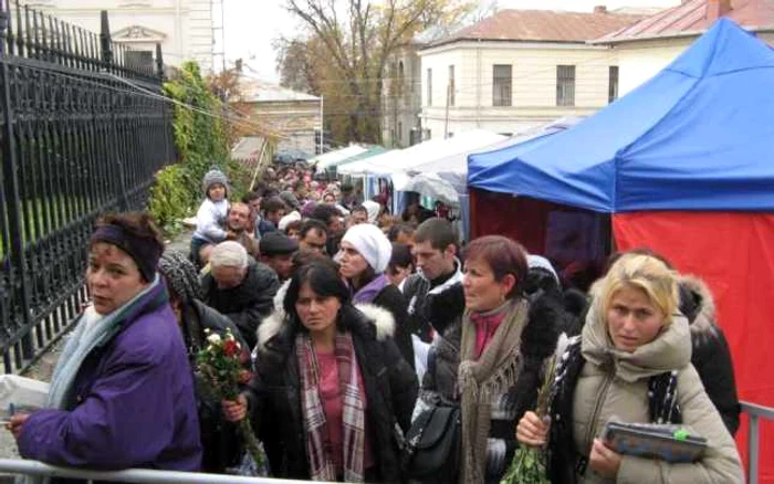 Coada la sfânta Parascheva