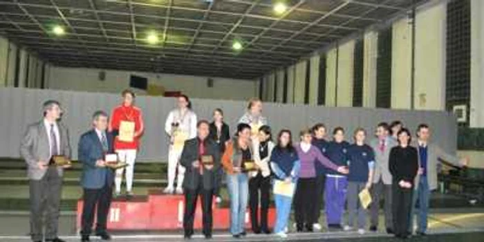 O sportivă din Ploieşti a luat „Cupa Satu Mare“ la floretă fete cadeţi
