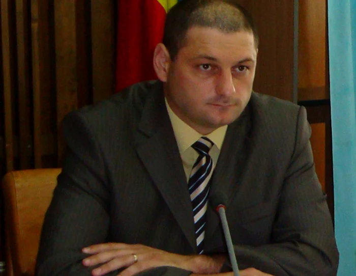 prefectul Emilian rusu