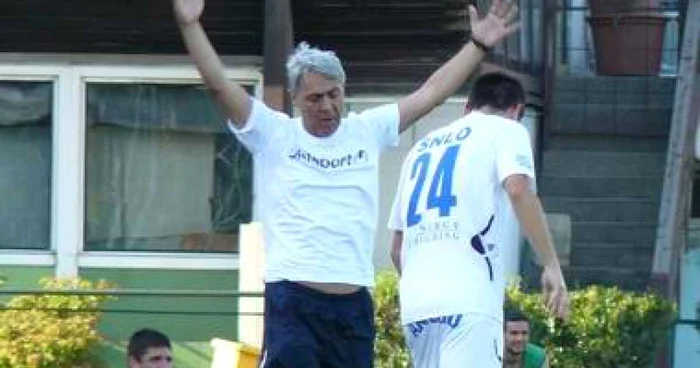 Târgu-Jiu: Cârţu: „Ar trebui să fiu apărat de club”