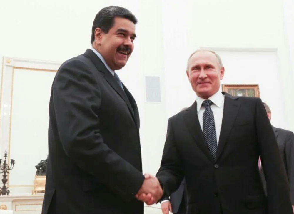 Moscova este în contact cu Venezuela, în contextul tensiunilor cu SUA. Ce a anunțat Kremlinul după ce Maduro a cerut ajutorul Rusiei, Iranului și Chinei