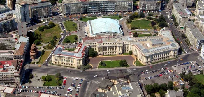 Palatul Parlamentului văzut din zeppelin FOTO Mediafax