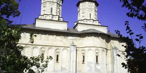 Târgovişte: Vizitaţi Mănăstirea Stelea!