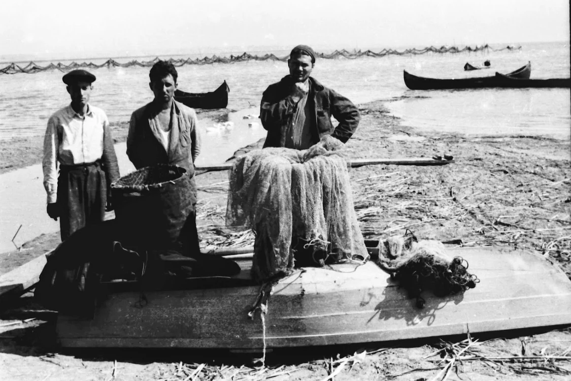 Lacul Brateş în anii 50 FOTO Arhiva Bibliotecii VA Urechia