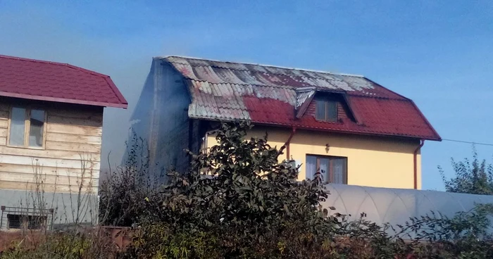 Incendiul s-a produs în urma unui scurt circuit electric provocat de un conductor electric defect