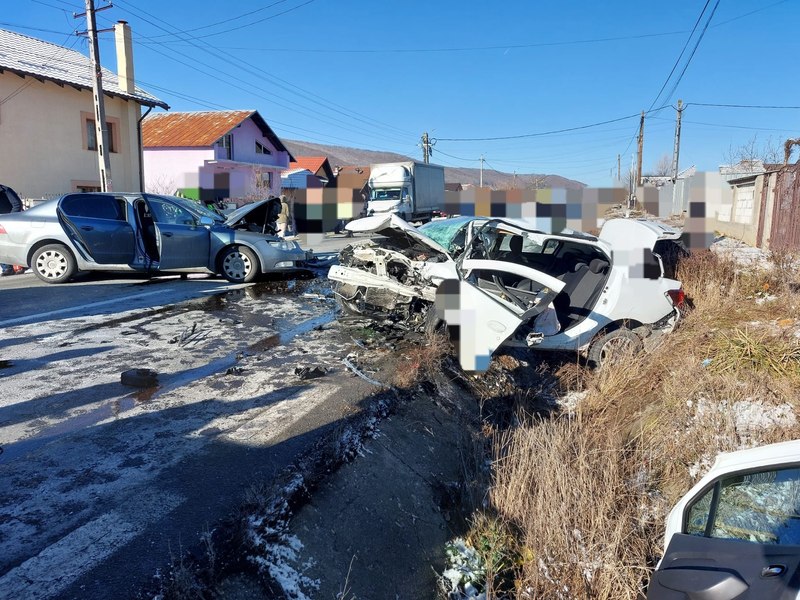 Directorul general al Aeroportului din Sibiu, implicat într-un accident mortal, în Argeș
