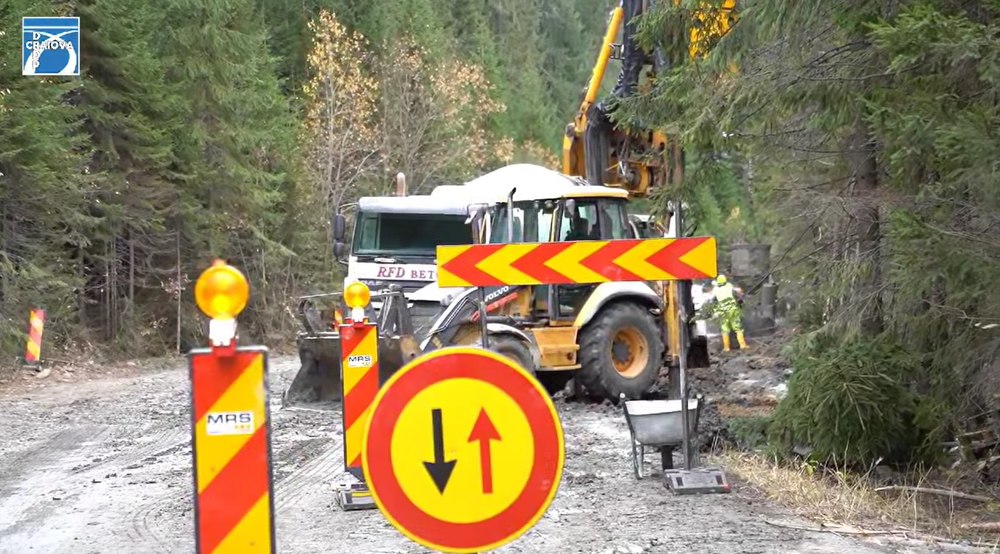 Lucrări importante pe DN 7A, între judeţele Vâlcea şi Hunedoara. Proiectul este în valoare de peste 96,5 milioane de lei