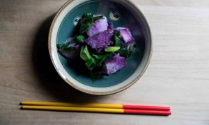 Cartoful dulce violet sau mov ori purpuriu sau batata Foto bluezones com jpg
