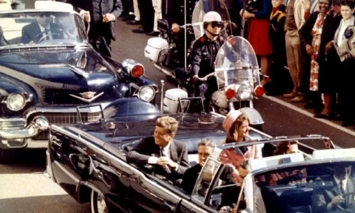 Asasinarea lui JFK, un mister vechi de 50 de ani  Ultimele clipe din viaţa celui mai iubit preşedinte american jpeg