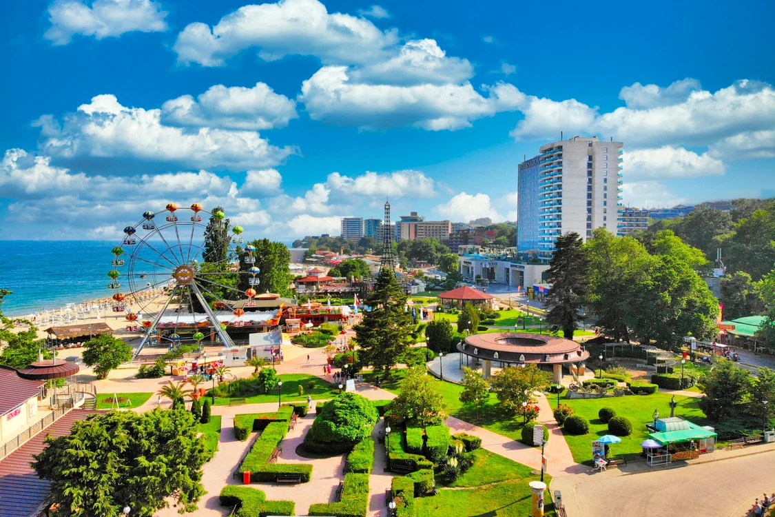 Imagine din stațiunea Nisipurile de Aur din Bulgaria Foto Expedia