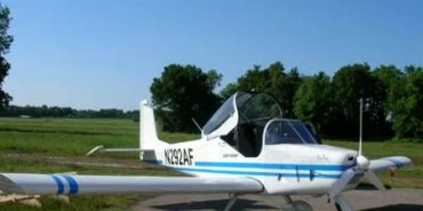 VIDEO Un avion s-a prăbuşit la Costeşti