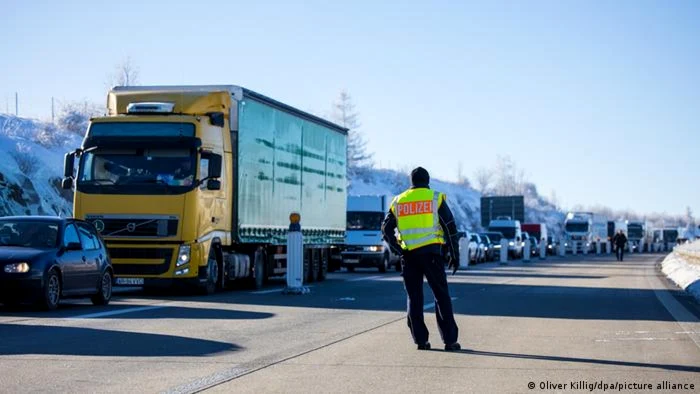 Controale la frontiera germano-cehă, pe autostrada A17