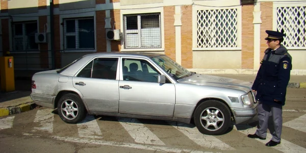 Autoturismul a fost confiscat de poliţiştii de frontieră vasluieni FOTO