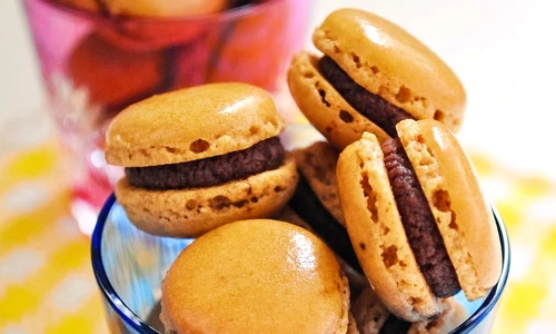 macarons cu cacao jpeg