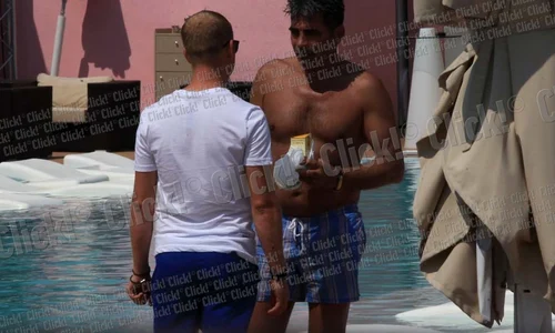 Marcel Toader la piscină (Foto: Brigada Diverse) jpeg