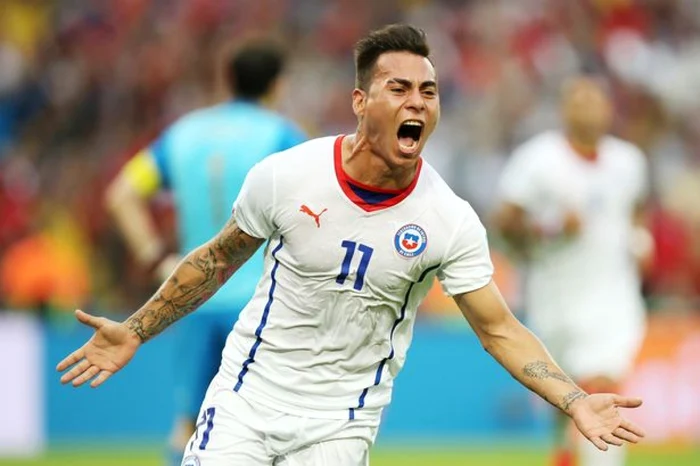Vargas a dus Chile în finală FOTO Sunt Iulian Anghel, editor Adevărul, şi consider că este penibil să specific sursele fotografiilor